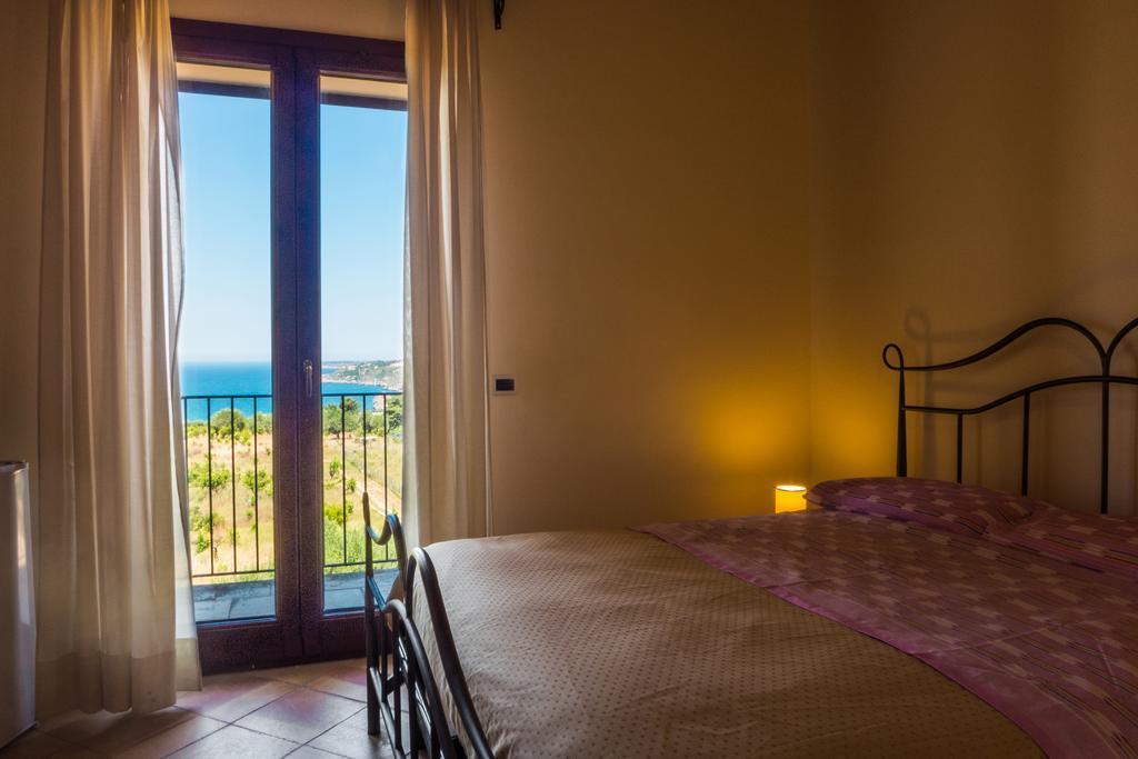 Calajo' Resort Palermo Room photo